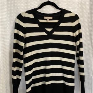 BR V neck sweater